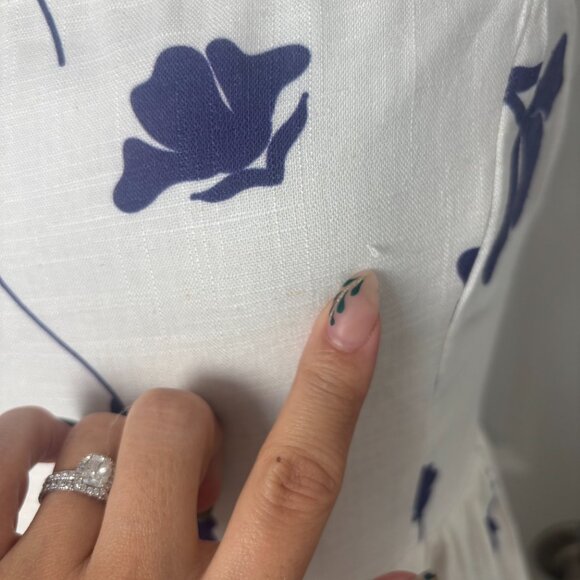 Petal & Pup Hazel Maxi Dress Navy Floral Medium NWOT - Picture 10 of 12